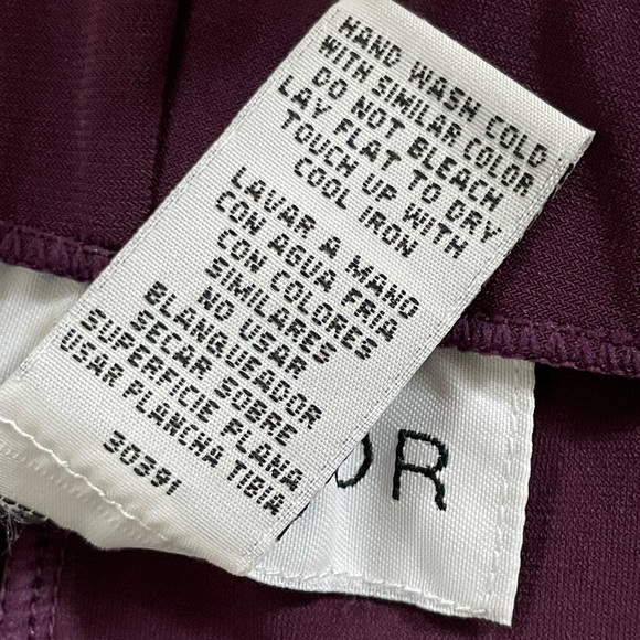 Deep plum trousers size extra large by Sag Harbor - Picture 5 of 6